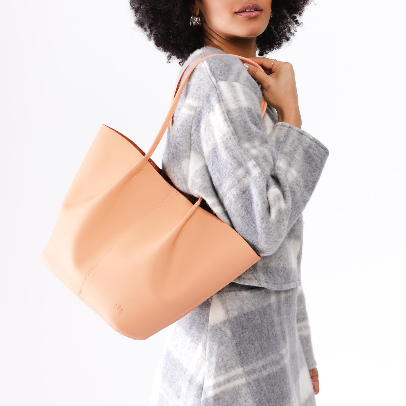 Almost Perfect' Devan Bucket Tote